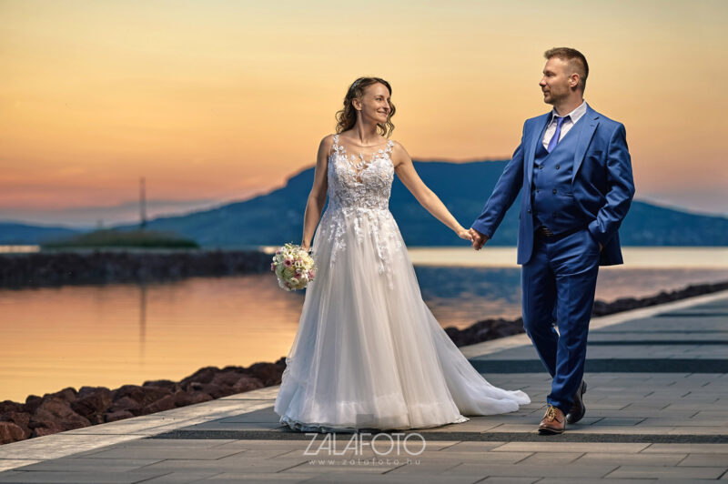 Esküvői fotózás balatoni naplemente - ZalaFoto